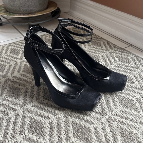 Vintage Dollhouse Women’s Satin Heels US7.5 - Picture 2 of 6